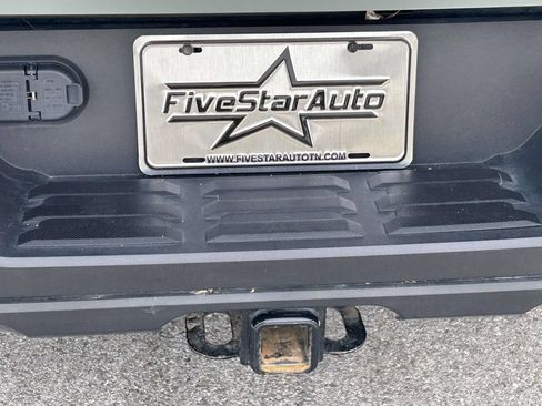 Used 2024 Toyota Tundra Limited w/ Power Package AWD/4WD image 9