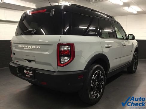Used 2024 Ford Bronco Sport Outer Banks AWD/4WD image 10