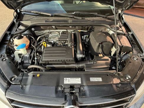 Used 2017 Volkswagen Jetta S image 22