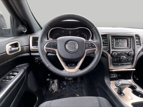 Used 2015 Jeep Grand Cherokee Laredo w/ Quick Order Package 23E RWD image 5