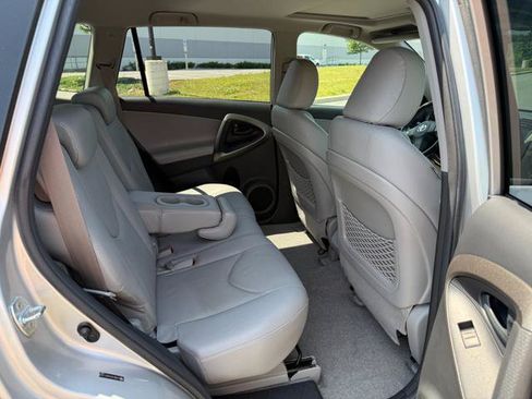 Used 2010 Toyota RAV4 Limited AWD/4WD image 18