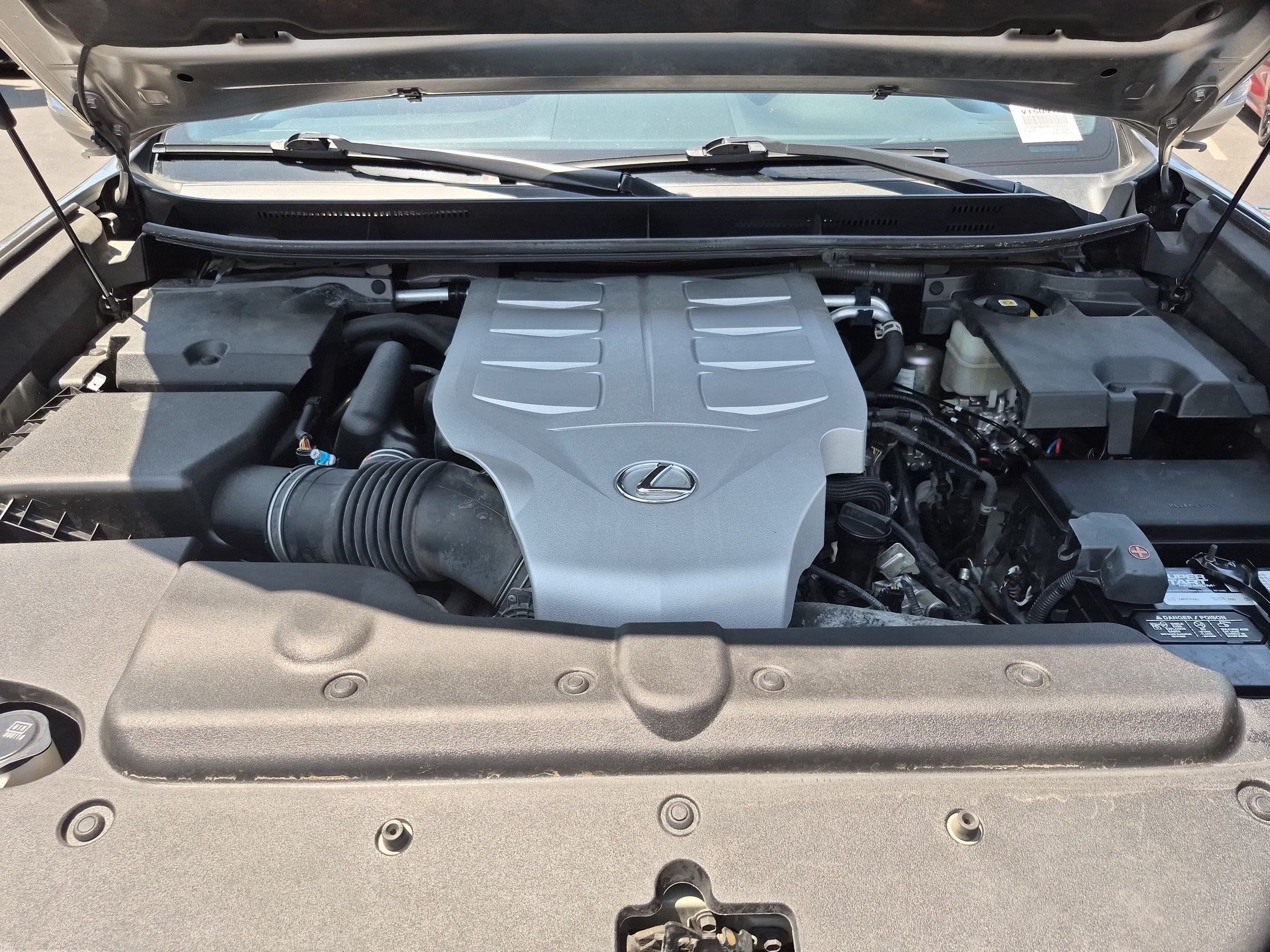 Used 2021 Lexus GX 460 Luxury w/ Sport Design Package AWD/4WD image 35