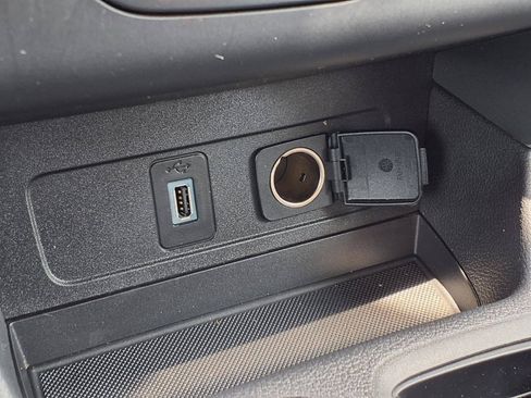 Used 2019 Ford Escape SEL FWD image 25