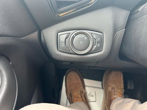 Used 2018 Ford Escape Titanium image 29