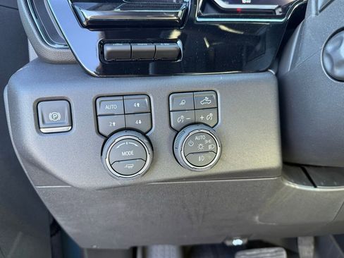 New 2026 Chevrolet Silverado 1500 ZR2 image 41