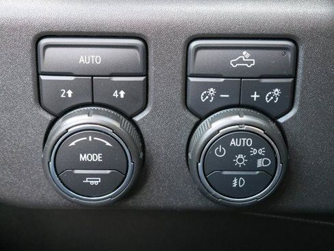 Used 2023 Chevrolet Silverado 1500 RST AWD/4WD image 27