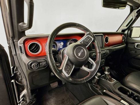 Used 2021 Jeep Gladiator Rubicon AWD/4WD image 9