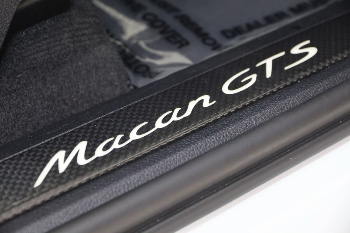 Used 2023 Porsche Macan GTS w/ GTS Sport Package AWD/4WD image 16