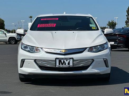 Used 2018 Chevrolet Volt Premier w/ Driver Confidence Package image 9