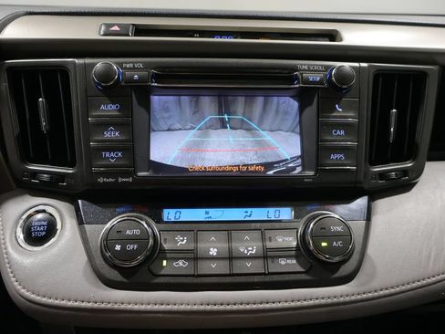 Used 2013 Toyota RAV4 Limited AWD/4WD image 25