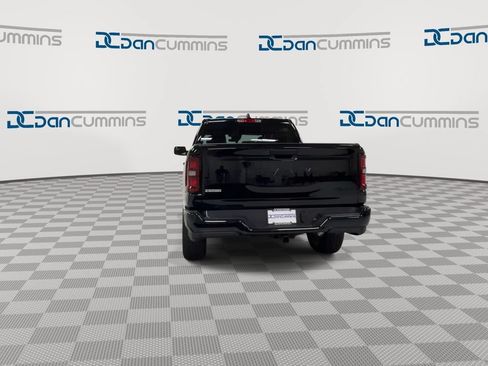 New 2026 RAM 1500 Express AWD/4WD image 7