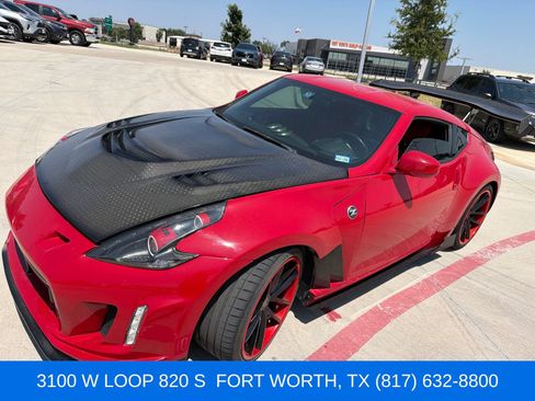 Used 2017 Nissan 370Z Coupe RWD image 1