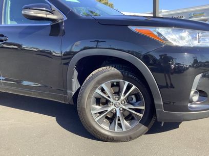 Used 2018 Toyota Highlander LE