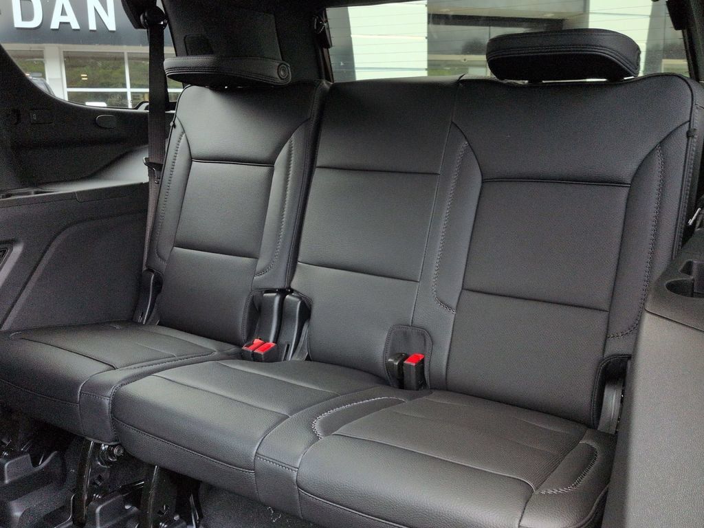 New 2026 GMC Yukon Denali w/ Advanced Technology Package AWD/4WD image 23