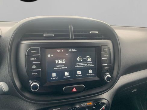 Used 2021 Kia Soul LX image 18