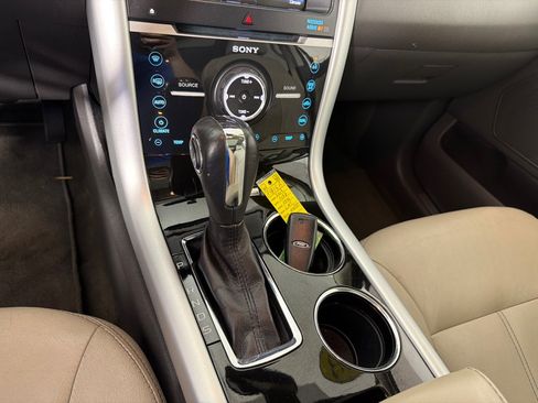 Used 2013 Ford Edge Limited AWD/4WD image 18