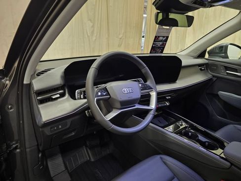 New 2026 Audi Q3 quattro 2.0T AWD/4WD image 15