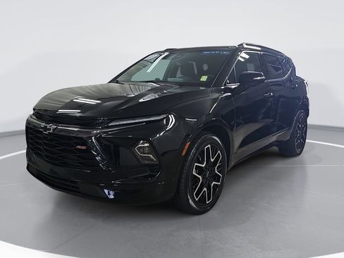 Certified 2023 Chevrolet Blazer RS w/ Driver Confidence II Package image 9
