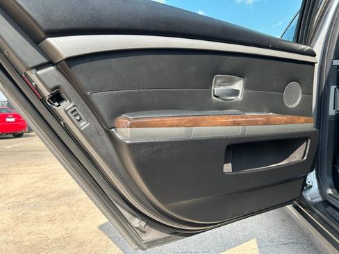 Used 2008 BMW 750Li image 25