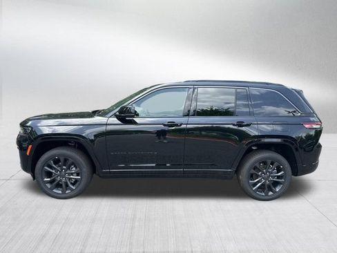 New 2026 Jeep Grand Cherokee Limited AWD/4WD image 8