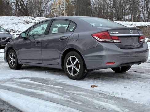 Used 2015 Honda Civic SE image 4