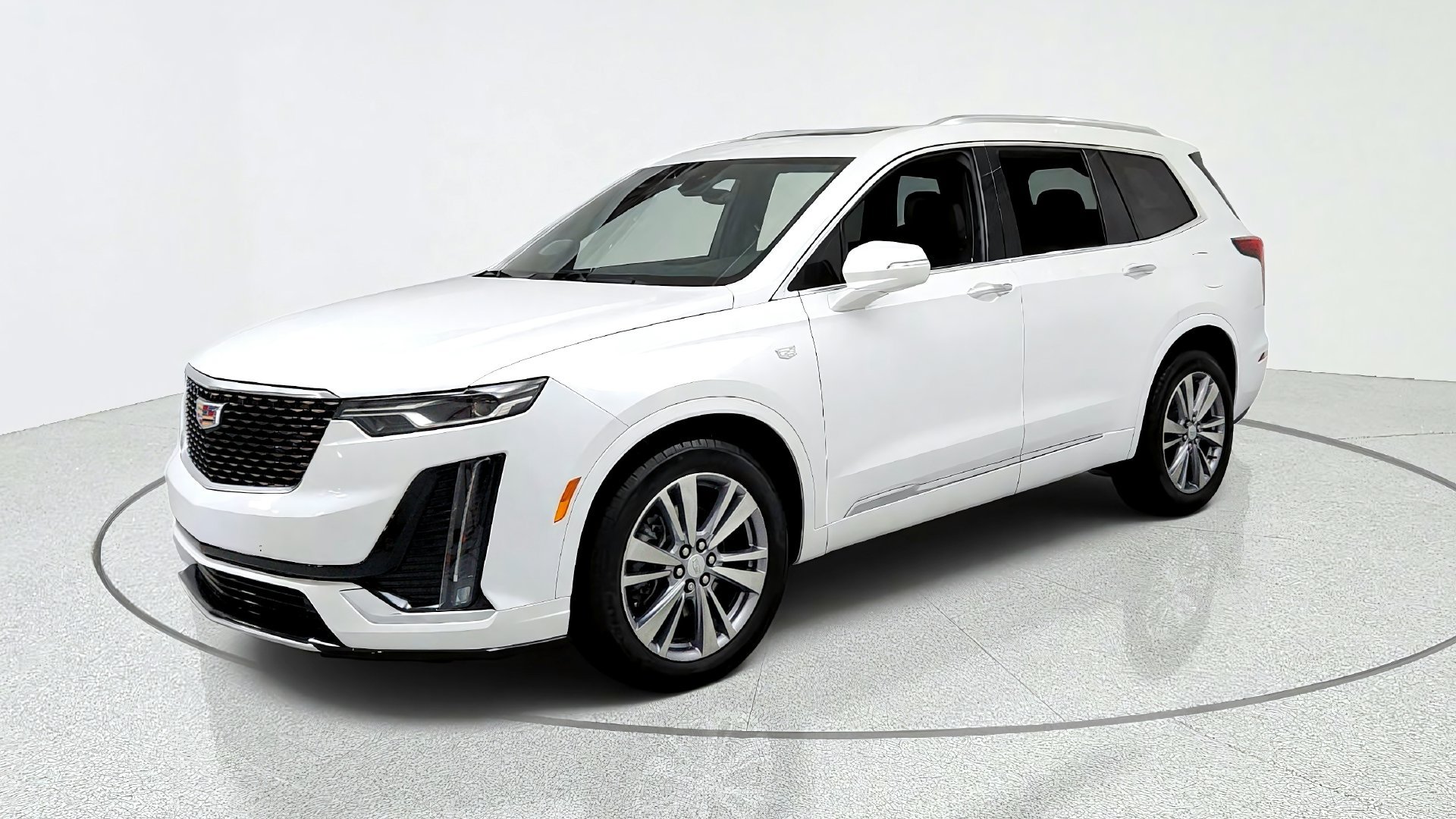 Used 2024 Cadillac XT6 Premium Luxury w/ LPO, Floor Liner Package FWD image 1