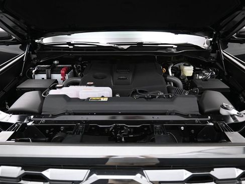 New 2026 Toyota Tundra Platinum AWD/4WD image 15