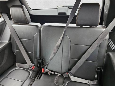 Used 2019 Chevrolet Traverse Premier w/ LPO, Blackout Package image 13