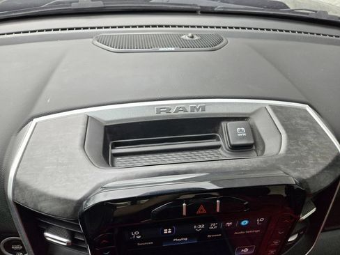 Used 2023 RAM 1500 Big Horn AWD/4WD image 25
