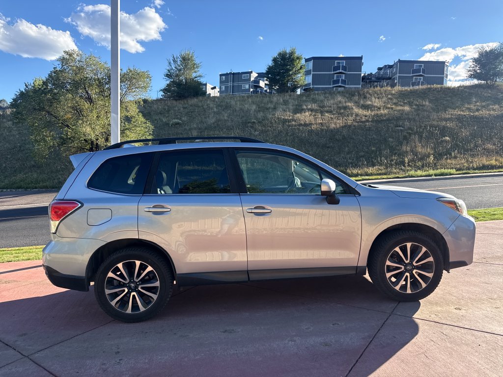 Used 2017 Subaru Forester 2.0XT Premium AWD/4WD image 8