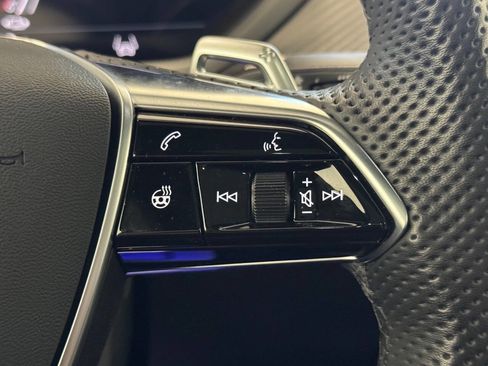 Used 2024 Audi e-tron GT Premium Plus w/ Performance Package image 41