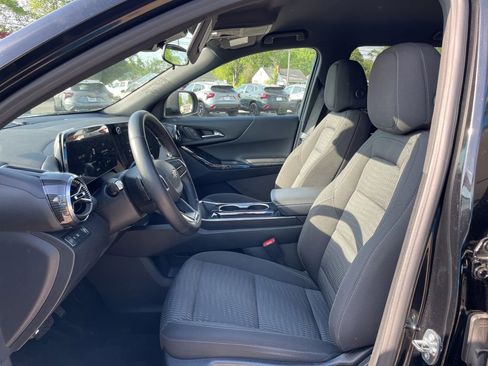 Used 2025 Chevrolet Equinox LT FWD image 10