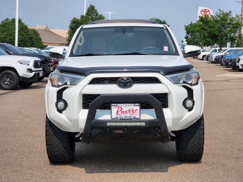 Used 2017 Toyota 4Runner SR5 Premium AWD/4WD image 5