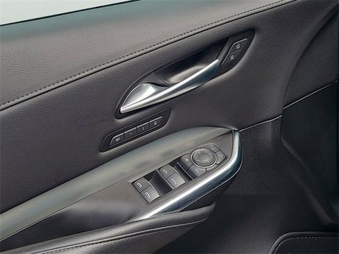 Used 2023 Cadillac XT4 Premium Luxury image 21