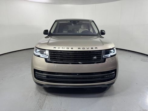 Used 2023 Land Rover Range Rover SE AWD/4WD image 2