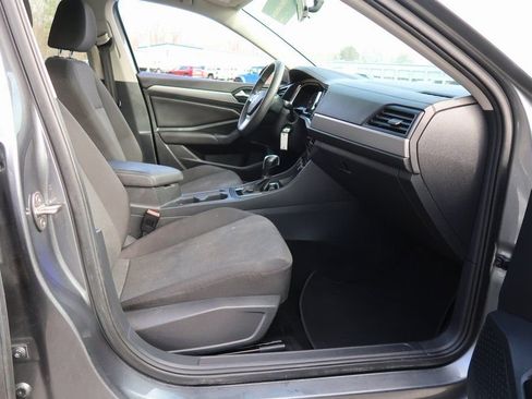 Used 2019 Volkswagen Jetta S image 34