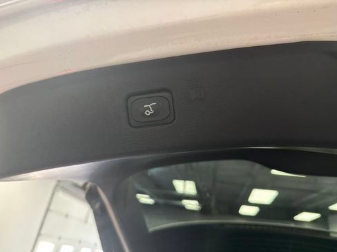 Used 2024 Ford Edge Titanium w/ Titanium Elite Package AWD/4WD image 32