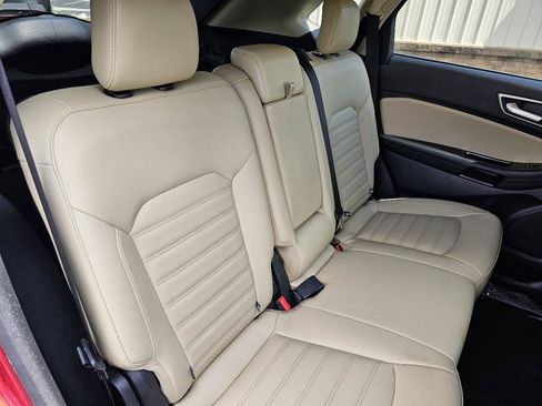 Used 2019 Ford Edge SEL w/ Equipment Group 201A FWD image 23