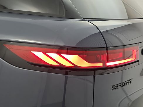 New 2026 Land Rover Range Rover Sport Dynamic SE AWD/4WD image 35