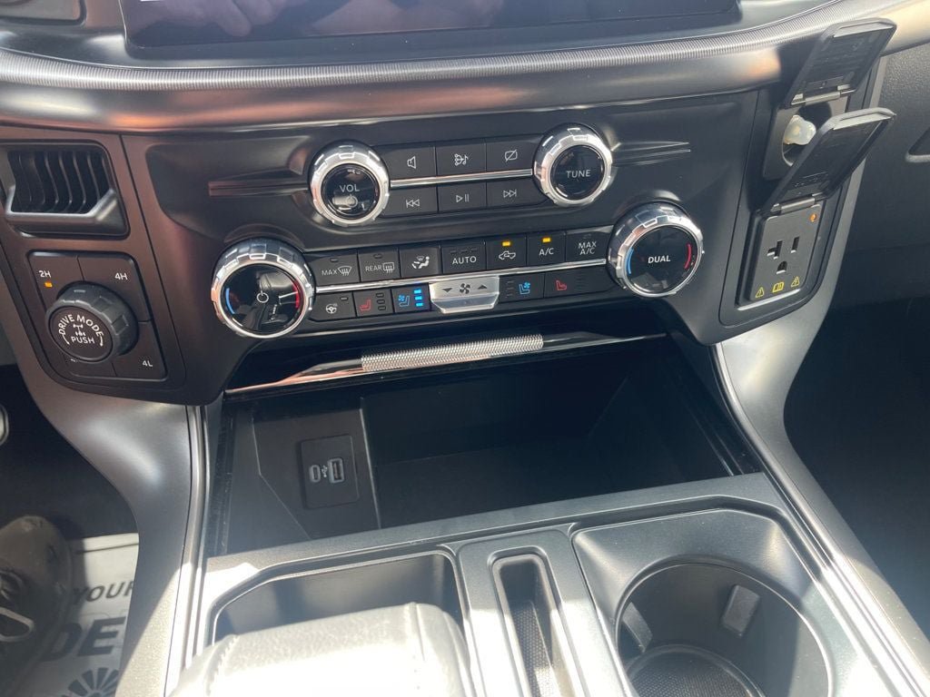 Used 2024 Ford F150 Lariat AWD/4WD image 19