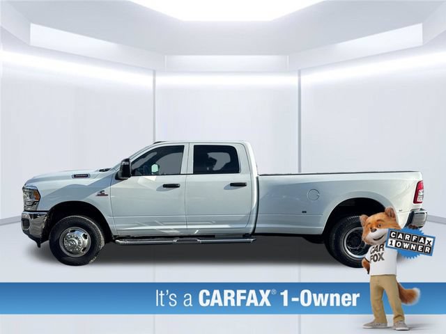 Used 2024 RAM 3500 Tradesman w/ Chrome Appearance Group AWD/4WD image 3