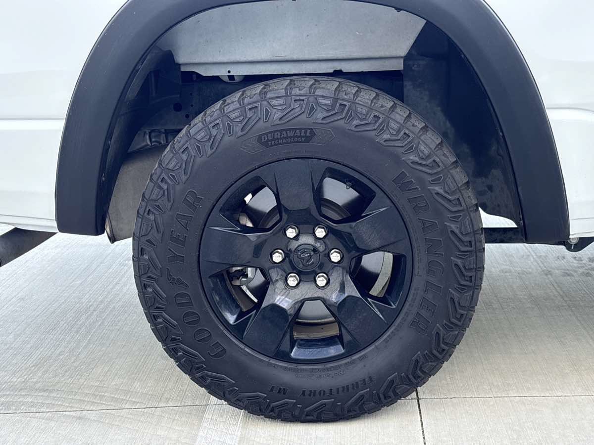 Used 2020 RAM 1500 Big Horn RWD image 9