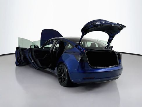 Used 2020 Tesla Model 3 Standard Range RWD image 30