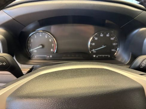 Used 2023 Ford Explorer Limited image 18