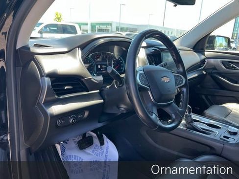 Used 2021 Chevrolet Traverse Premier w/ Redline Edition AWD/4WD image 9