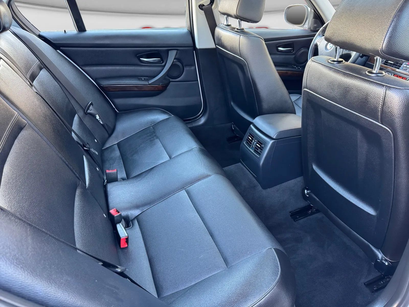Used 2011 BMW 335d Sedan RWD image 21