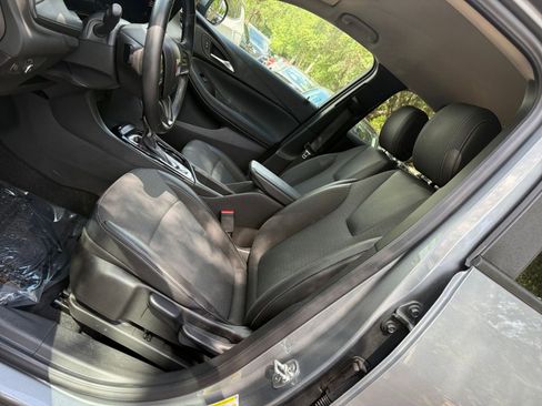 Used 2025 Buick Encore GX Preferred FWD image 24