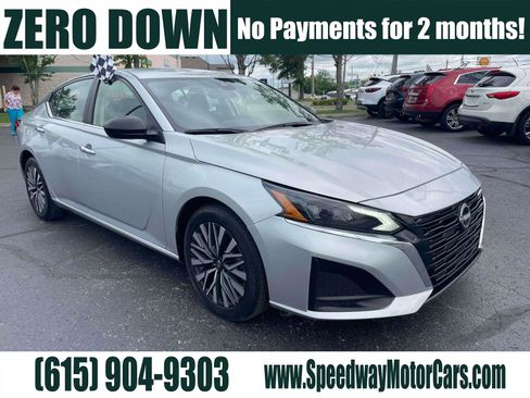 Used 2024 Nissan Altima 2.5 SV FWD image 1