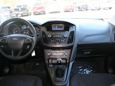Used 2017 Ford Focus S FWD image 15