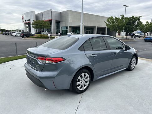 Used 2026 Toyota Corolla LE FWD image 10